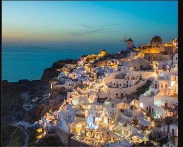 Fira town at dusk